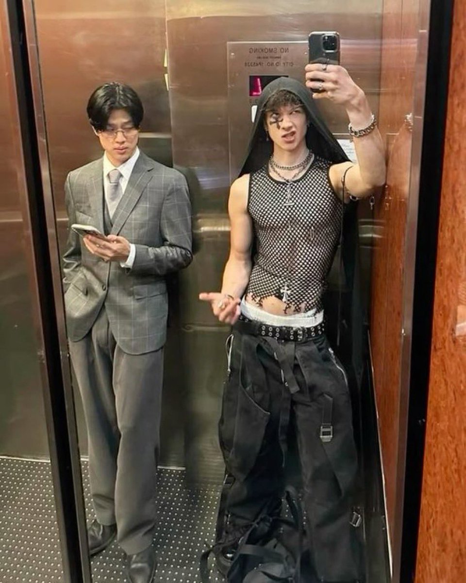 andlienz's tweet image. i’m fucking sobbing