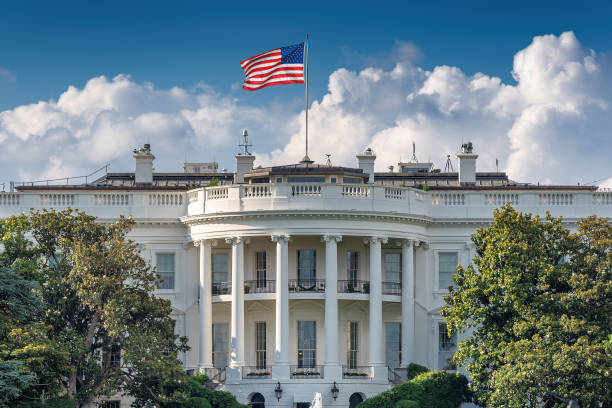 JerryMetzker's tweet photo. @IngrahamAngle This is a picture of an antifa safehouse. @WhiteHouse. Well, it's supposed to be. Lately, it's been hard to tell. https://t.co/4uO2mrgaGG