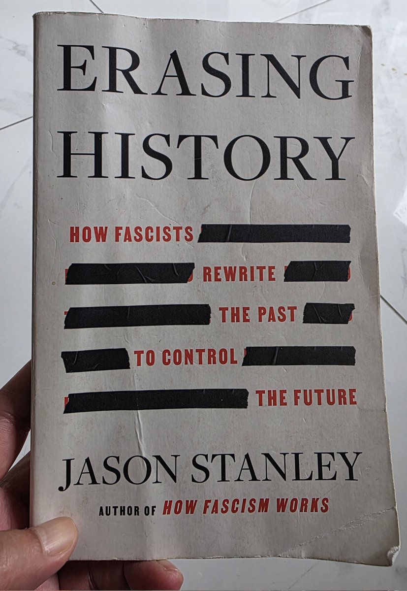 Bonnie Triyana (@bonnietriyana) on Twitter photo 