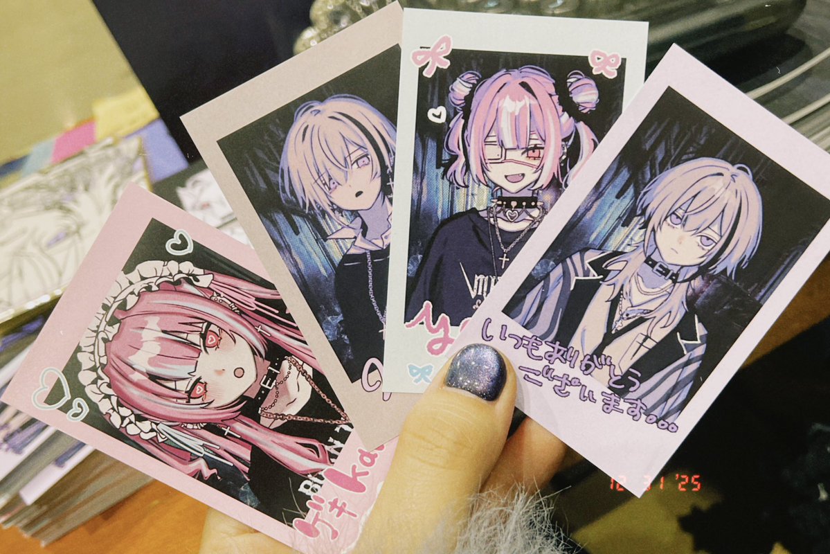 RIP2x_'s tweet image. ランダムのチェキカードよ💜