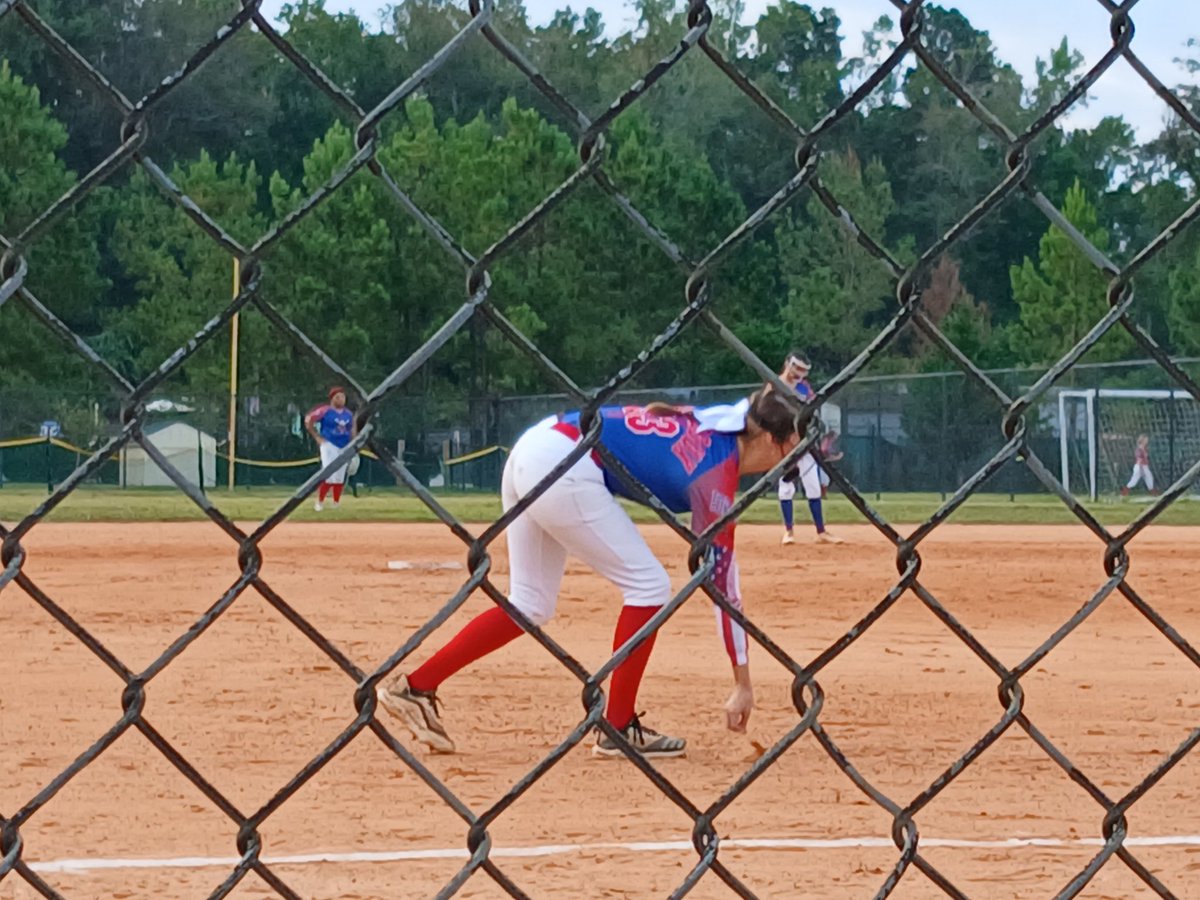 2025 recap across 4 teams 
65 games | 43 hits | 11 HR | 48 RBI | 31 SB

Finished the year with a .427 overall BA and 1.371 OPS, peaking at .571 BA, 1.738 OPS, and .981 FPCT.

Consistent growth all season, eyes on the next level.