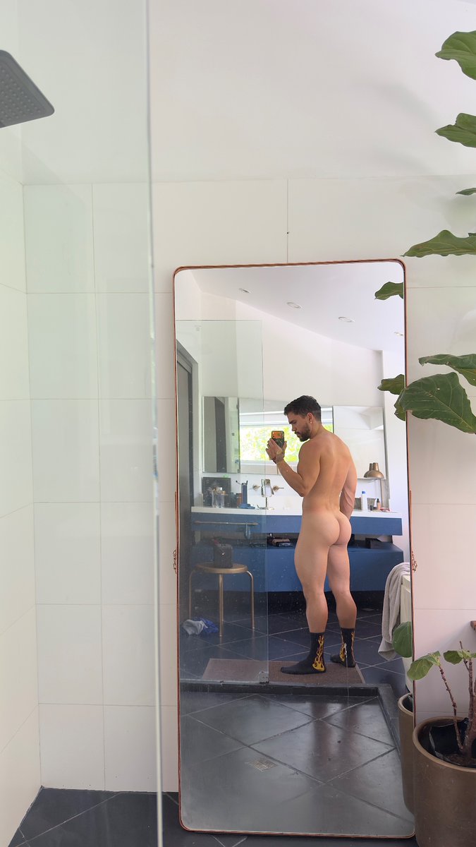 Wrestling guy tweet media