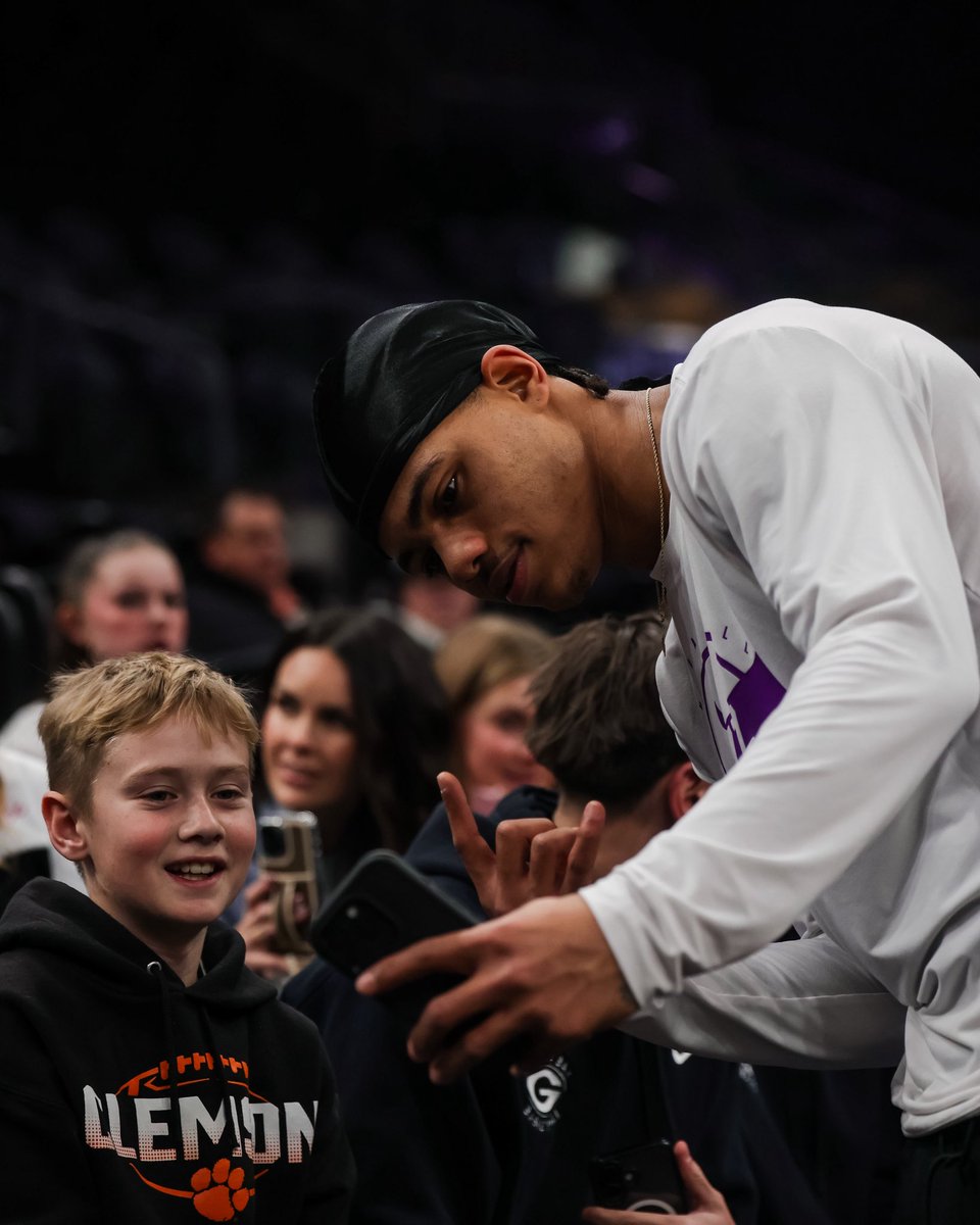 utahjazz's tweet image. show love 💜
vote key 🔑 

🌟 nba.com/jazz/allstarvo…

#TakeNote