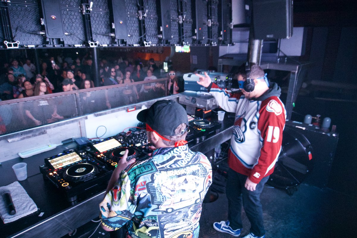 superzeroesdub's tweet photo. 2025 has been a year to remember for us. We started this project officially on January 2nd 2025. We kept it secret for months building our arsenal of music to release constantly. We did not expect this project to take off like it did. We love you guys so much.

-Super Zeroes ❤️💙 https://t.co/LRXKtBhoHg
