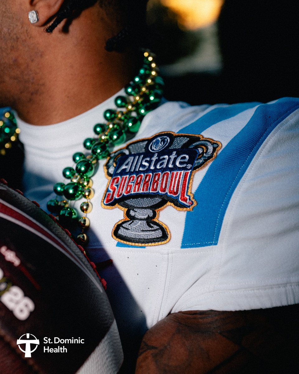 OleMissFB's tweet photo. Brought the ice to Nola 🥶

#SugarBowl x #HottyToddy https://t.co/f3SjGhSEBk