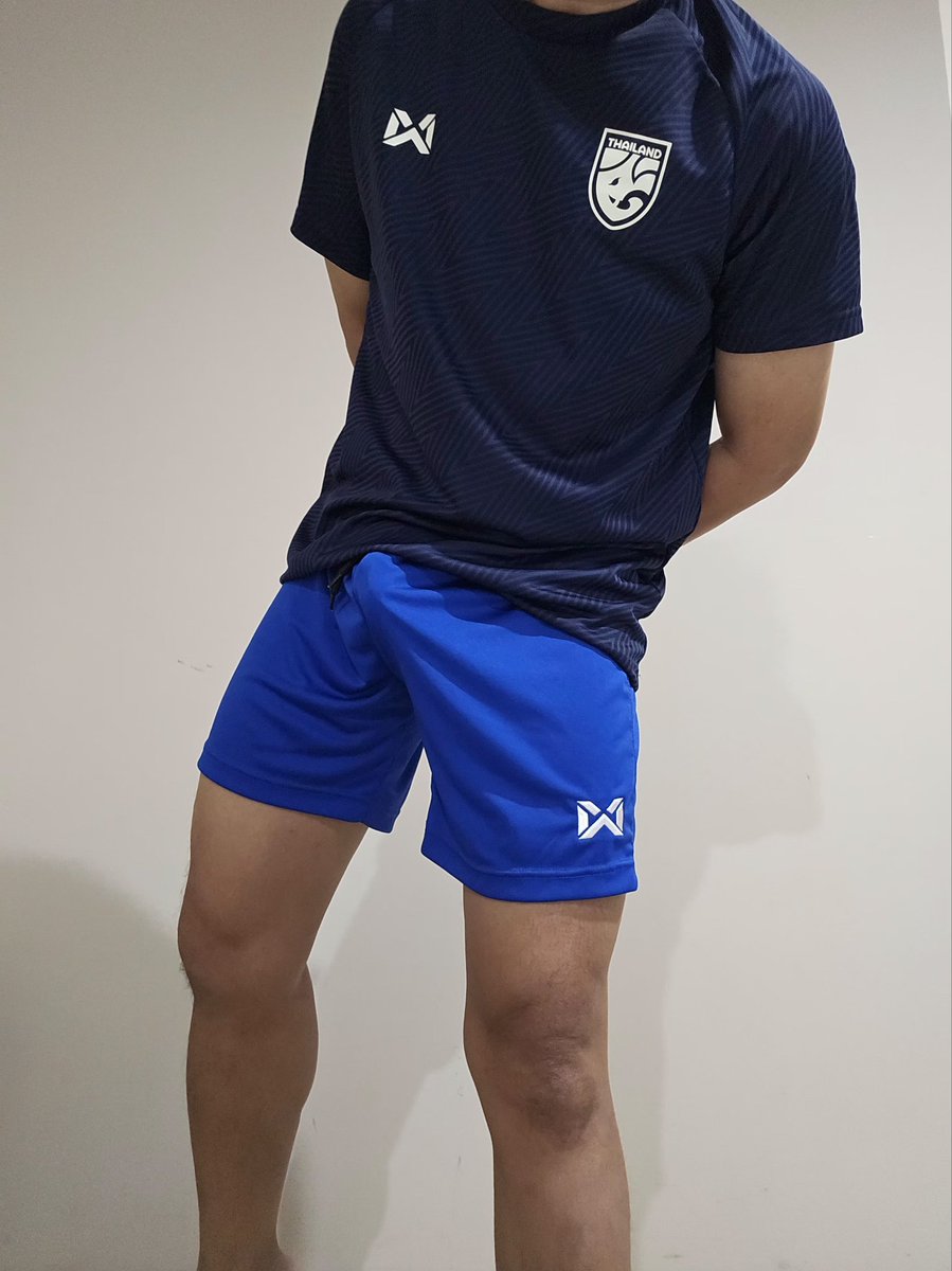 ไม่ได้ถ่ายมุมนี้นานเลย ชุดนี้ ไซด์ L ทั้งชุดนะค้าบ 450 นัดถอดได้ กทม.เส้น รถไฟฟ้า หรือส่งให้ได้ พ่อค้าใส่นอนมะคืน 😆💦