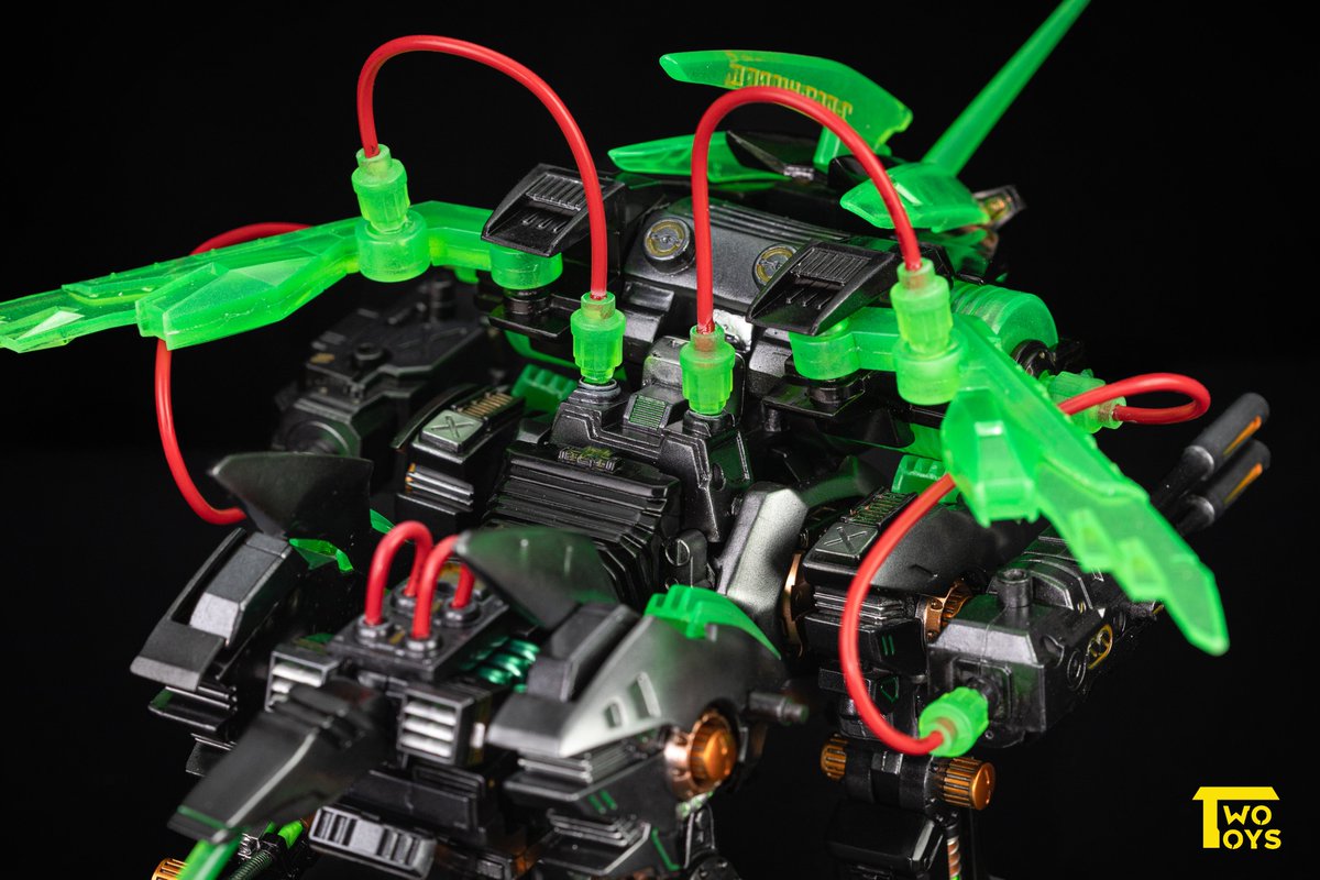 TwoToysStore's tweet photo. Zoids HMM- Dark Energy Liger-Twotoys by TwotoysStore 
 https://t.co/kwkj8nnn3z via @Etsy https://t.co/Qo6LL3burN
