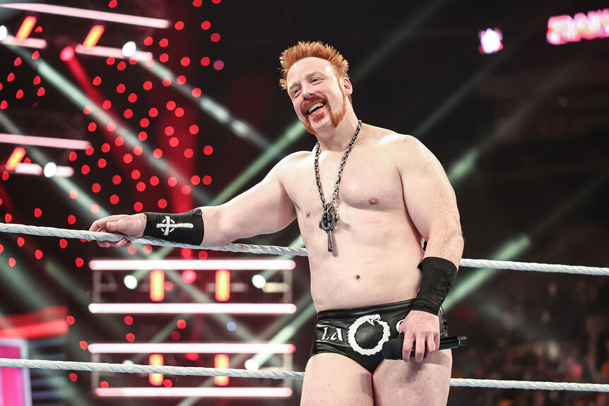 Sheamus successfully underwent shoulder surgery today in Birmingham, Alabama.

(via PWInsider)