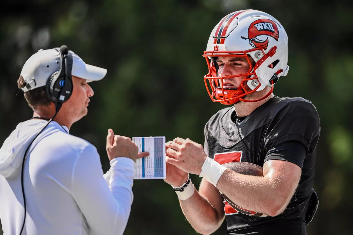 DarrienStarling's tweet image. UTSA's expected OC hire, Rick Bowie, is a pass first play-caller. His offense in 2025 accounted for 407yds per game and 29.7ppg.

Expect UTSA to be in the market for a new QB coach.

UAB's DC hire Todd Grantham is experienced but play-called for the 125th OKST defense in 2025.