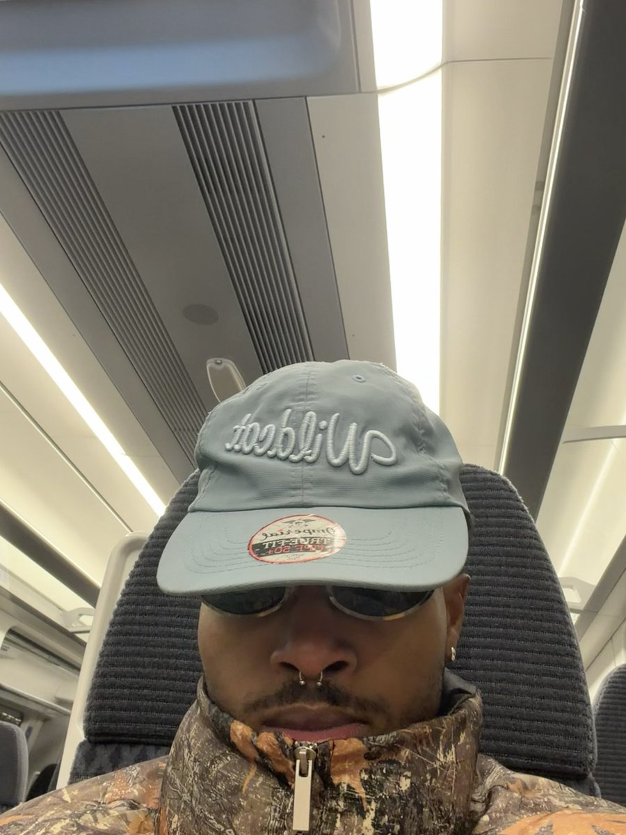 toojsburner's tweet photo. Trap your pain crush it inside you. The juice that drips out is your fuel #jesustakethewheel #imissmyex https://t.co/7gqxtMsVFU
