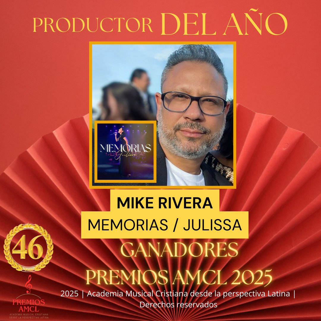 PremiosAMCL's tweet photo. #GanadoresPremiosAMCL2025
Productor del Año: Mike Rivera (@MikeRiveraMusic) por su extraordinaria labor en el álbum «Memorias» de Julissa. 

Mira la lista completa de ganadores en: https://t.co/hdOShz1JGZ https://t.co/BzMWfKbPCx