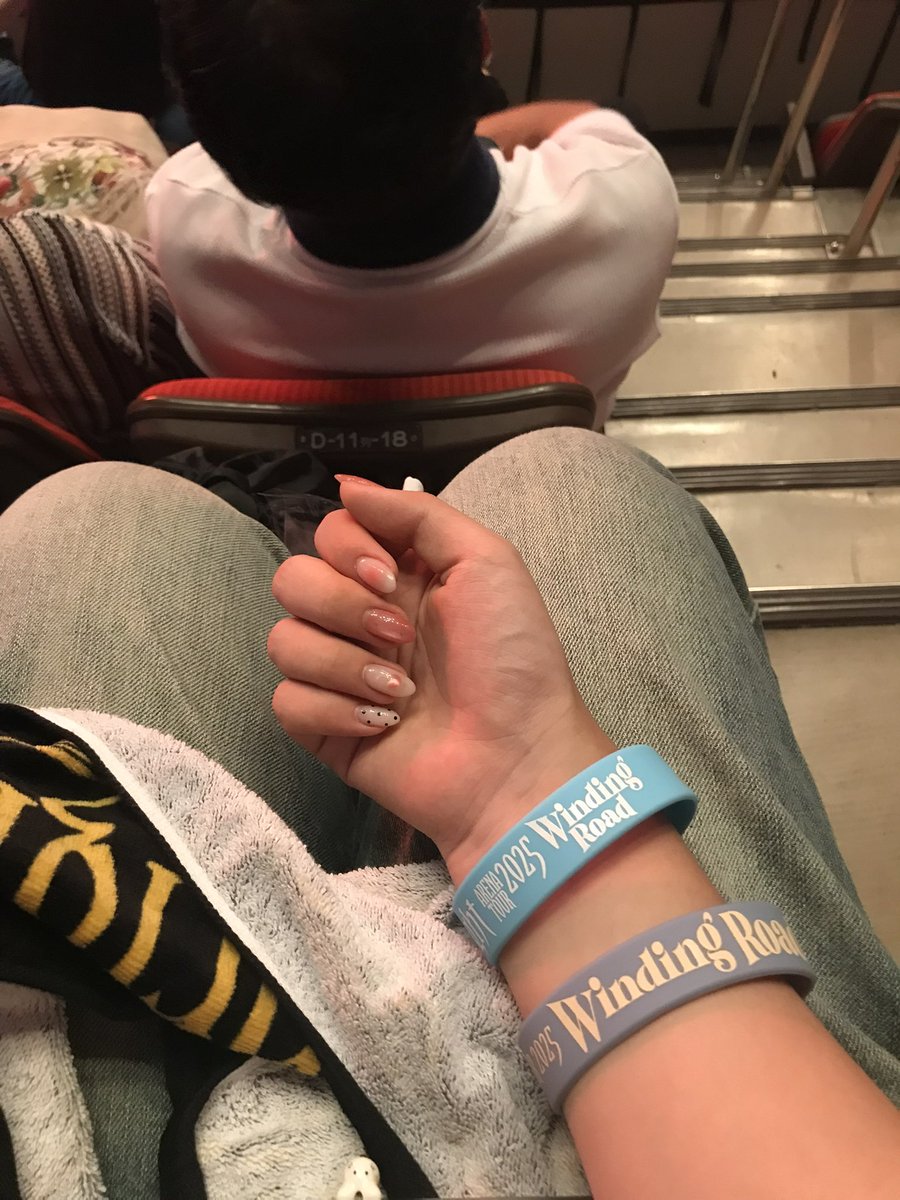 란 らん tweet media