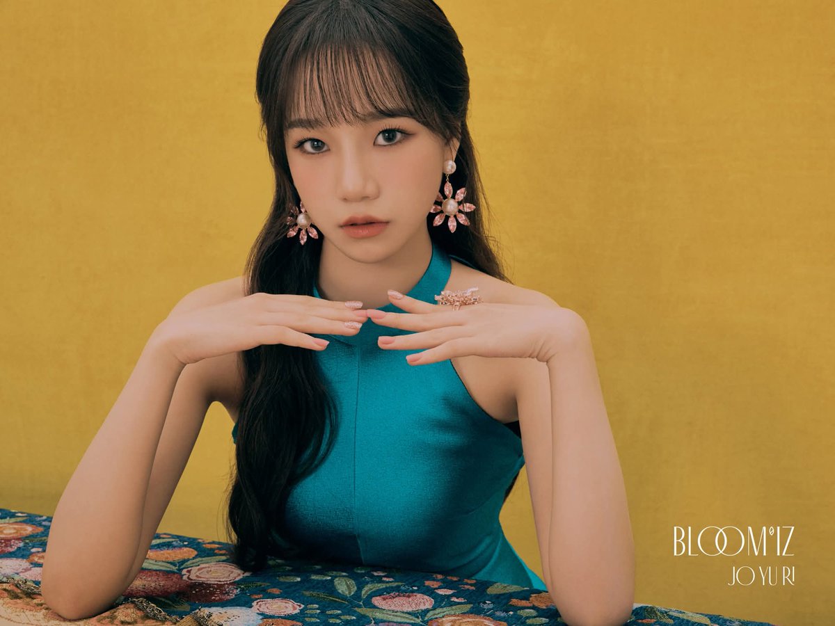JrchCrcr's tweet photo. Happy 24th birthday Jo Yuri
#HAPPY_YURI_DAY https://t.co/2uG2bLvCcc