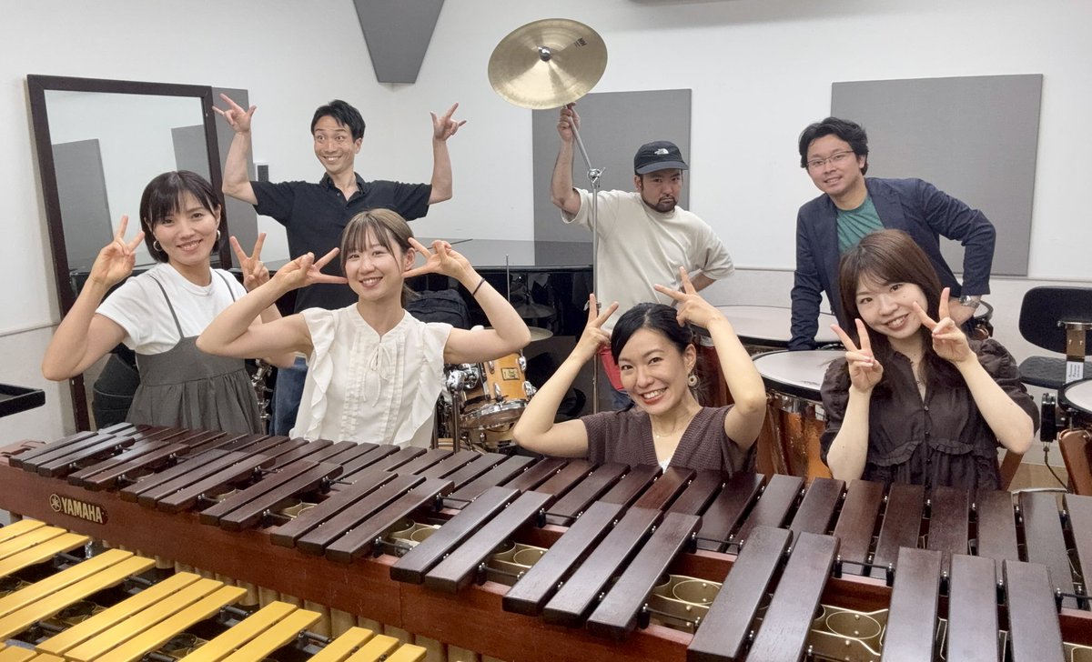 t_p_pedia's tweet photo. いつも東京 percussive pediaを応援してくださる皆様へ

生演奏と配信で全国へ演奏をお届けした1月の「新春シャンシャンドンチャンガッチャンショー」
練馬文化センター大ホールを打楽器アンサンブルでいっぱいにしていただいた11月の「打楽器ドコドコ超パーティ」

記念すべき1年と皆様に感謝を！！ https://t.co/hZWDmiJDZP