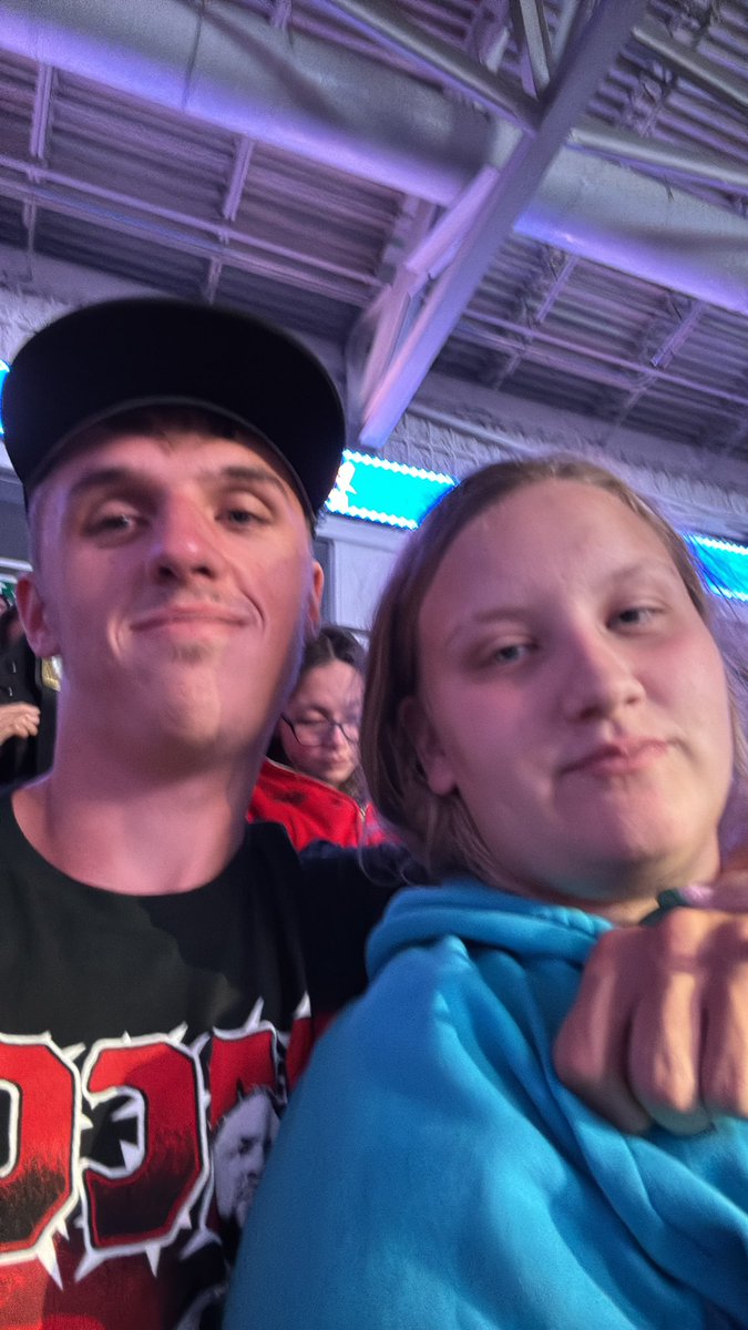 Travis242330's tweet photo. #WWEFortMyers  Girlfriends first event 
#YEET https://t.co/cUonGEVSk5