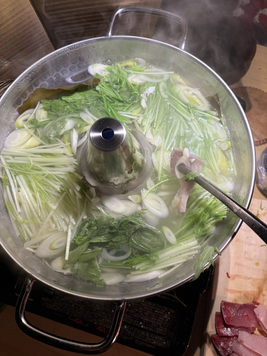 にんにん tweet media