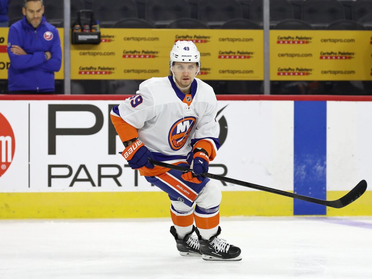 IslesRumor's tweet photo. This Holmstrom - Ritchie - Shabanov line is absolutely cooking.

Keep these guys together Roy. #Isles https://t.co/TqODVNHXM6