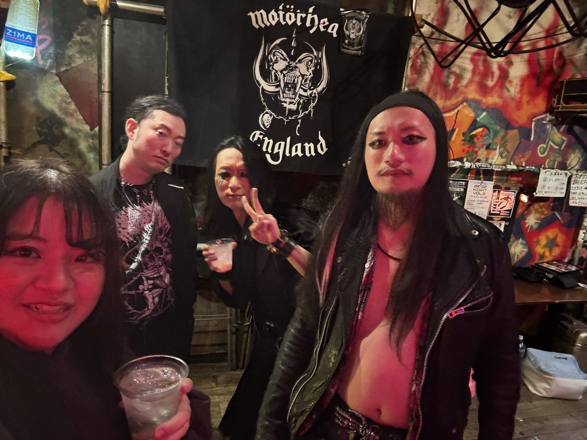 今年もお世話になりました！来年は今年よりももっと良いお知らせがたくさんできる年にしますので、よろしくお願い致します🤲