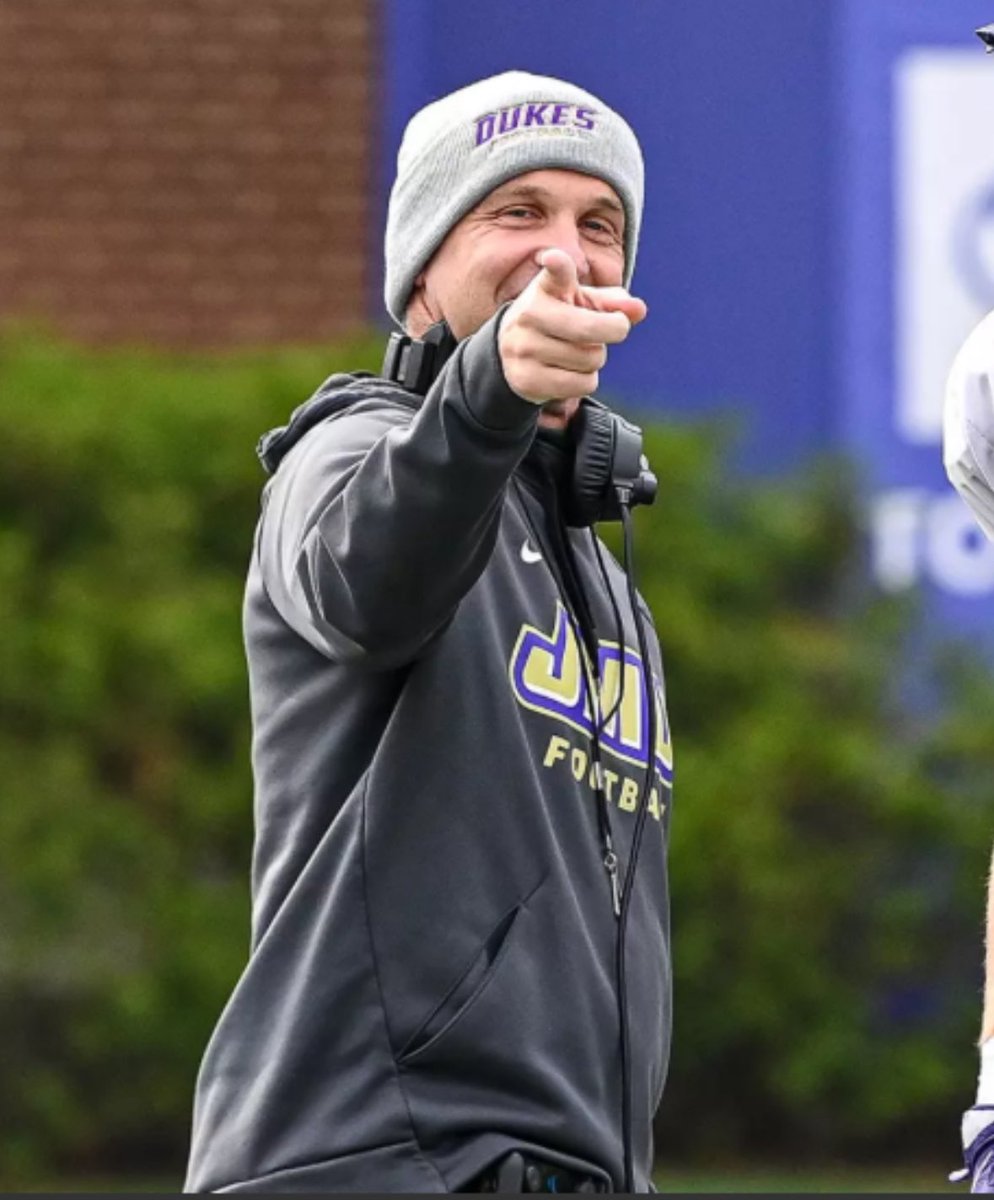 PeteThamel's tweet photo. Sources: UCLA is hiring Drew Canan as the school’s new special teams coordinator and tight ends coach. He comes from James Madison, and this is his fourth stop with Bob Chesney the last 13 years. Canan has worked at JMU, Holy Cross and Assumption over that stretch. https://t.co/D9EJxPDWSf