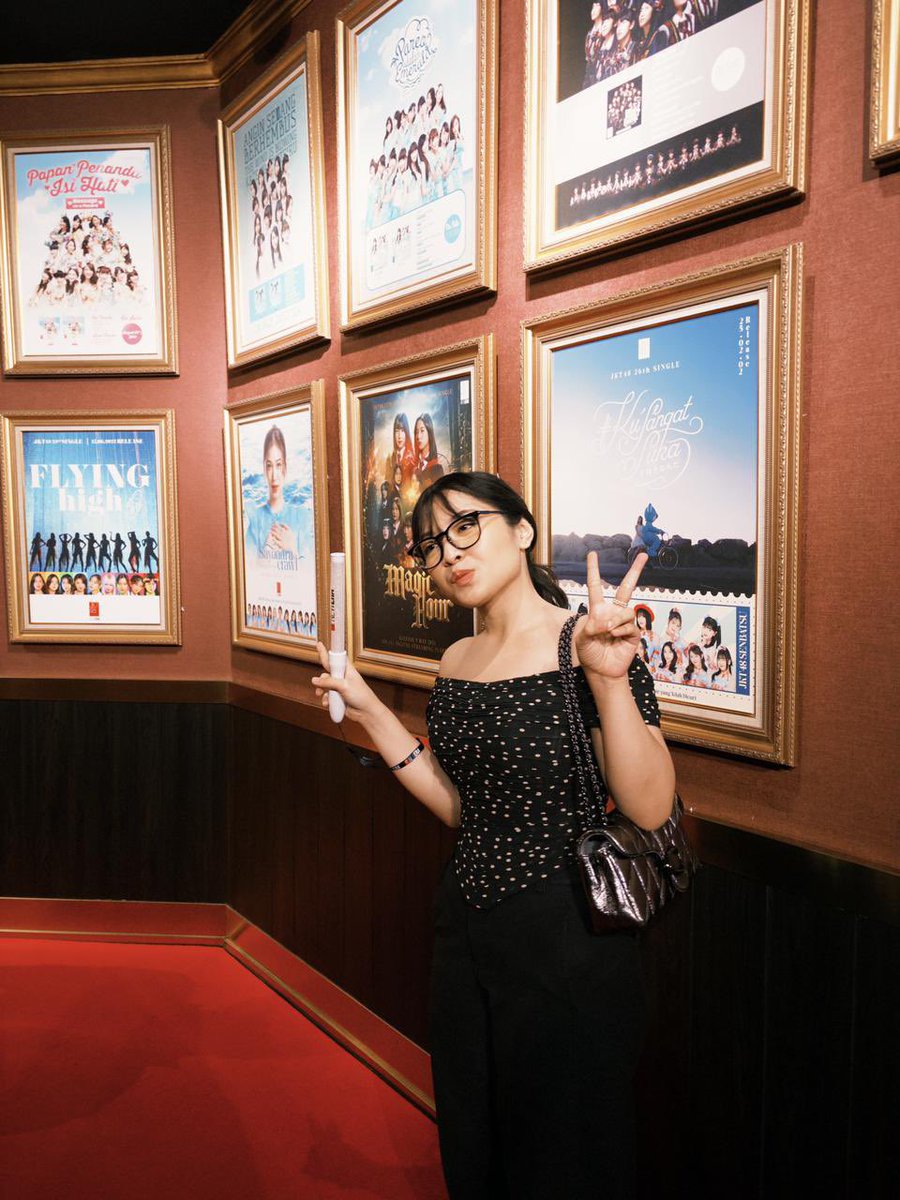 bernaddya's tweet image. Diam diam aku menjadi member jkt48.