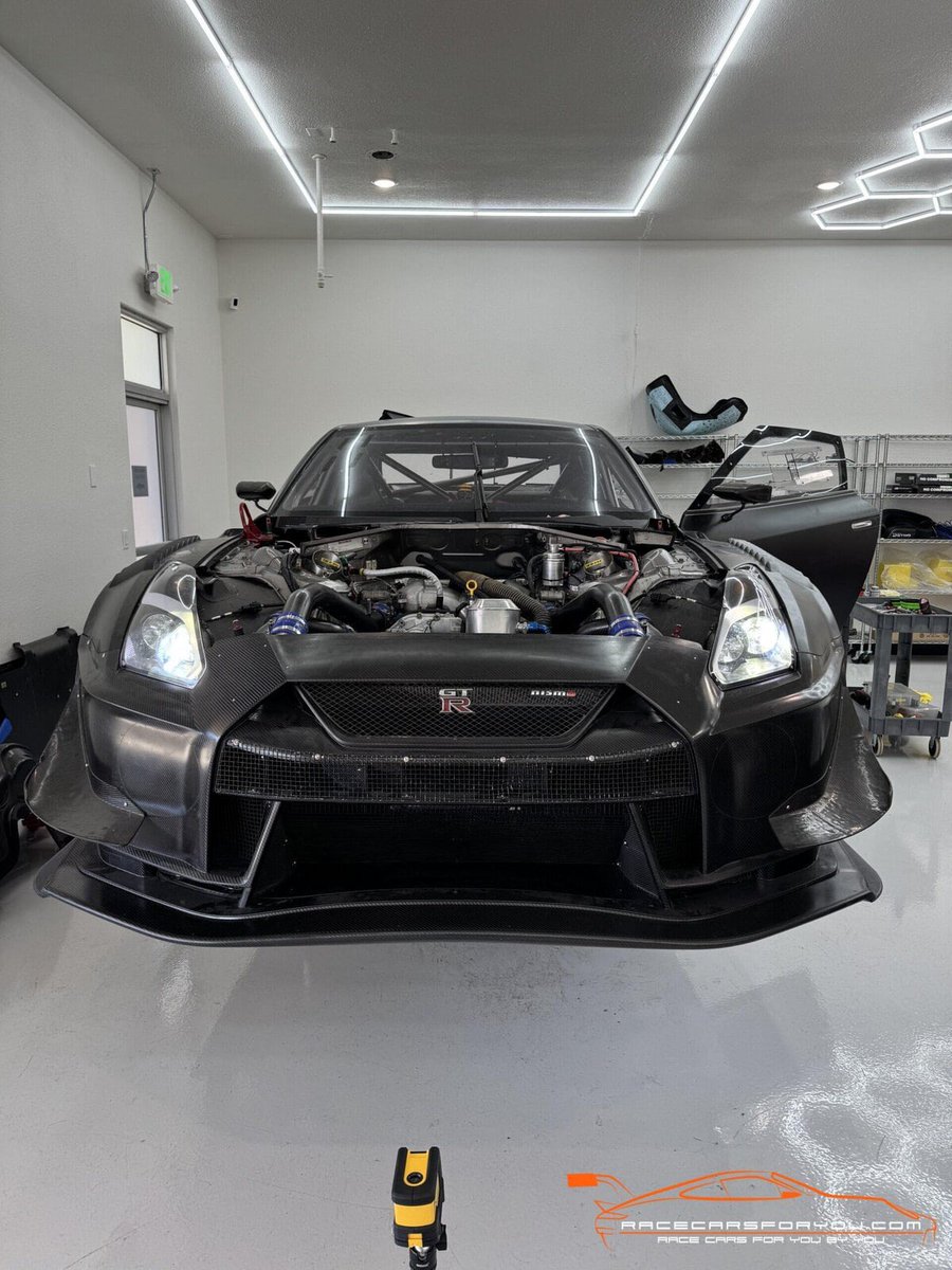 kazu23_35's tweet image. 元KCMGで、現在ヴァルキリー・オートスポーツが所有しているGT-NISMO GT3が売りに出てる。

ソノマで実走行済み。
GTWCアメリカは諦めたんかな…😞
racecarsforyou.com/listing/2018-n…