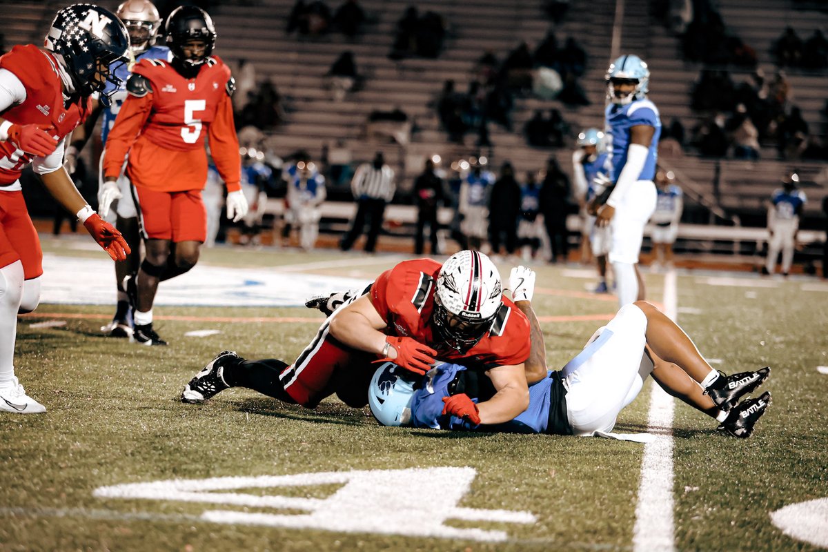 NHS0824's tweet image. @SleeperMedia thank you for these amazing photos from last night 42-27 victory …🔥

#TeamEmpowered 

@AlonzoDamon2 @CoachJBrawner @Yahunathan314 @kvng_tyrese24 

@NTHSports @ps_nation_ @baconnetworkllc @najehwilk 
@ArvonBacon @DStJohn27 @clwood23 
@DaryleLSmith @TrustGodProcess