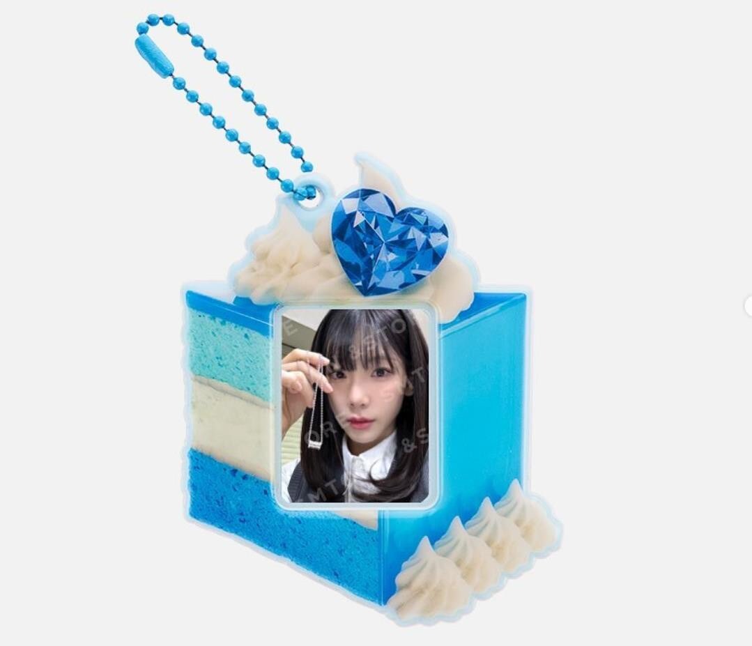 Artist Birthday Mini Cake Holder 2024 Irene Wendy Taeyeon 600