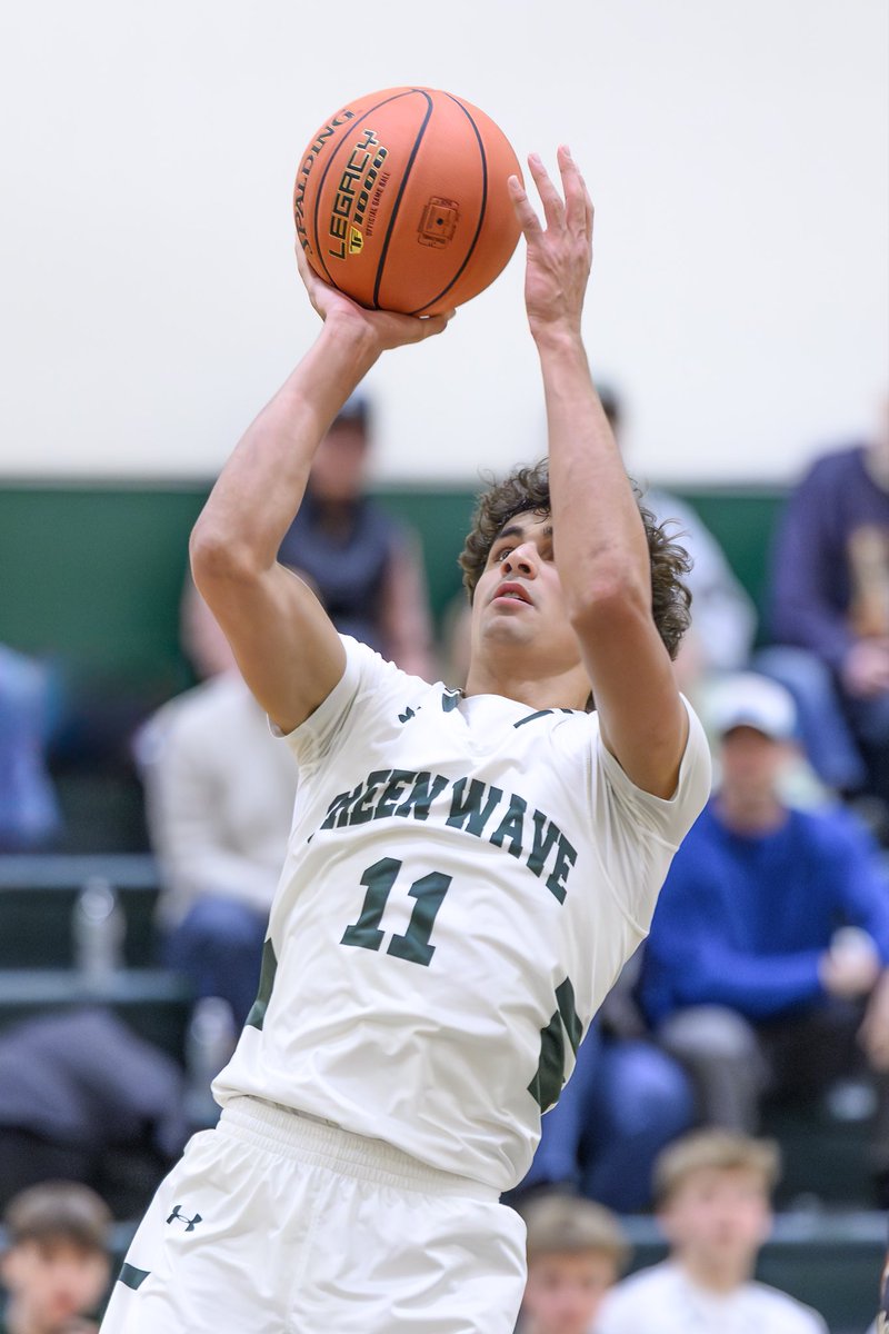 AbingtonAD's tweet image. Senior Kingston Maxwell became the Boys Basketball All Time leading scorer in tonight’s win over New Heights scoring 35 points and adding 13 rebounds and 8 assists.