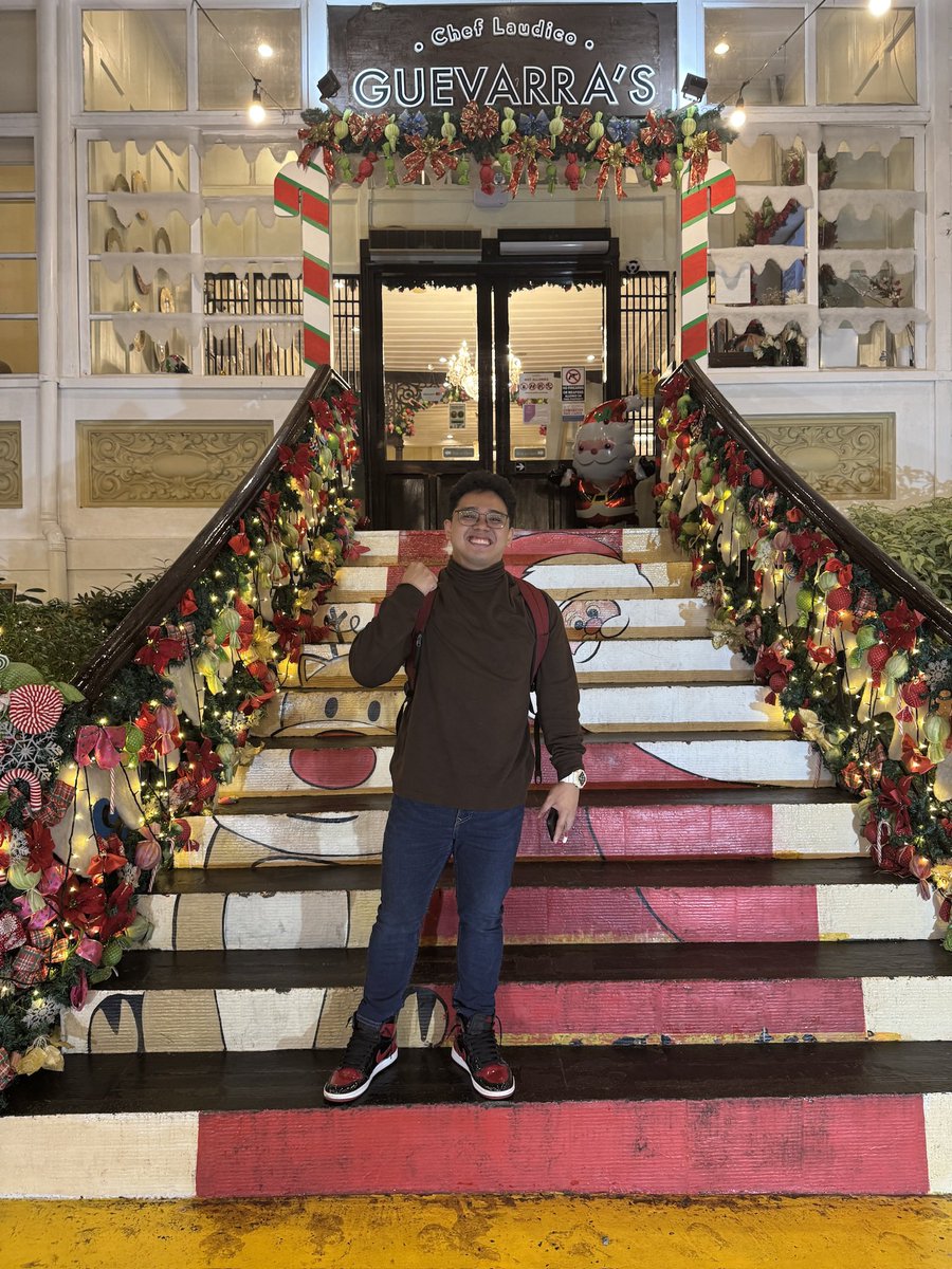 KeyManAlfonso's tweet image. Hey @grok add the AEW World Championship on me