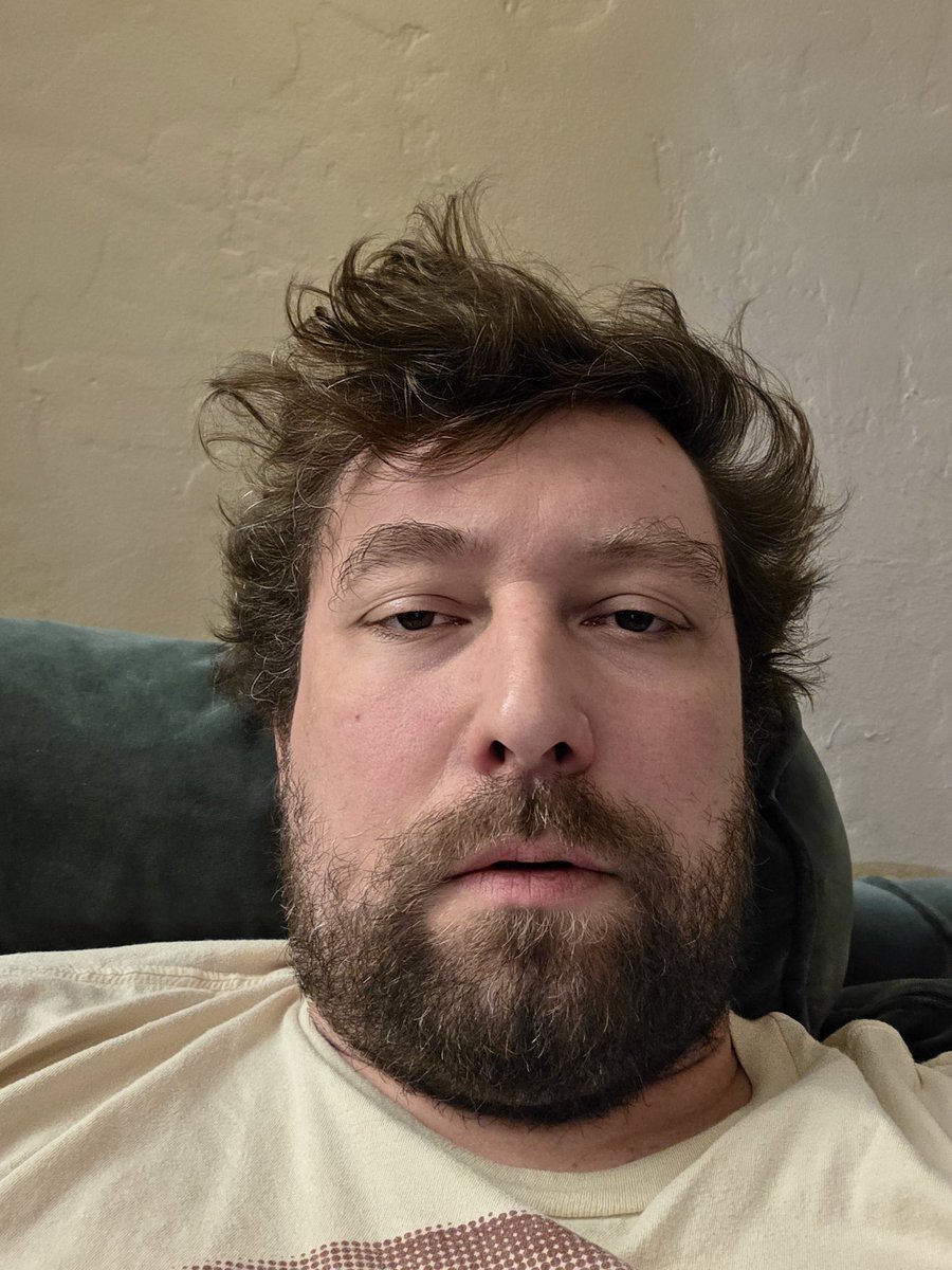 commentiquette's tweet image. 5 minutes ago vs right now