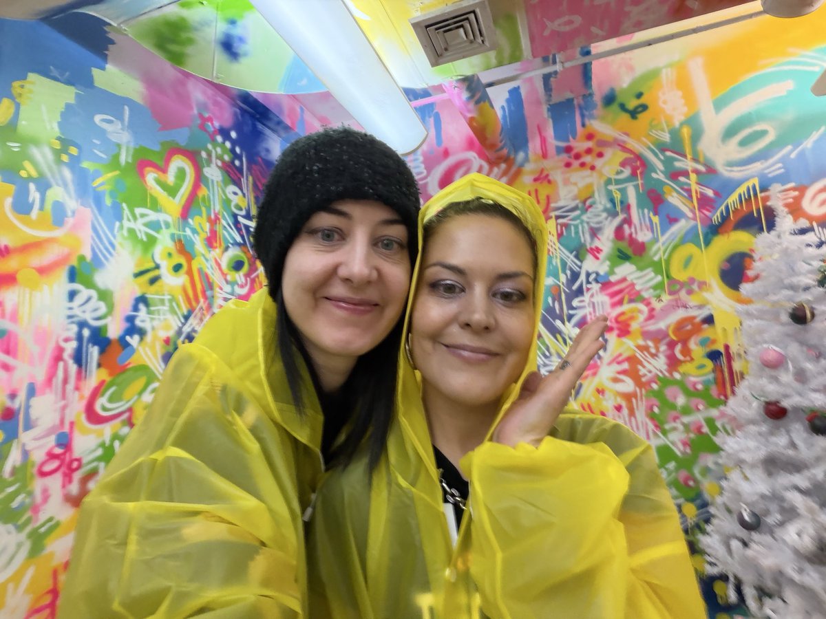 John Legere tweet media