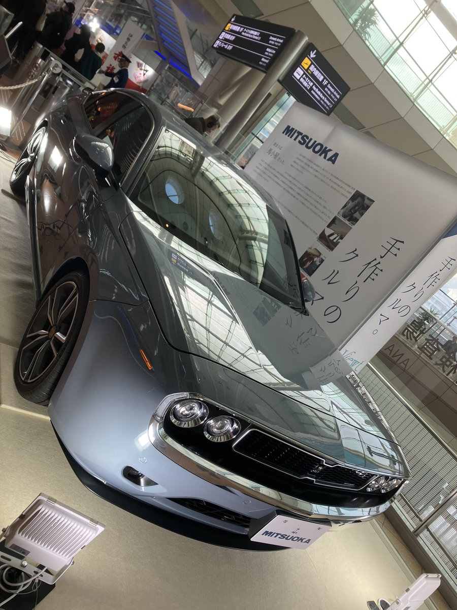 光岡のM55展示してあったけどすげぇなこの作り…シビックベースだけどリアの作り込みめっちゃ好きすぎる 