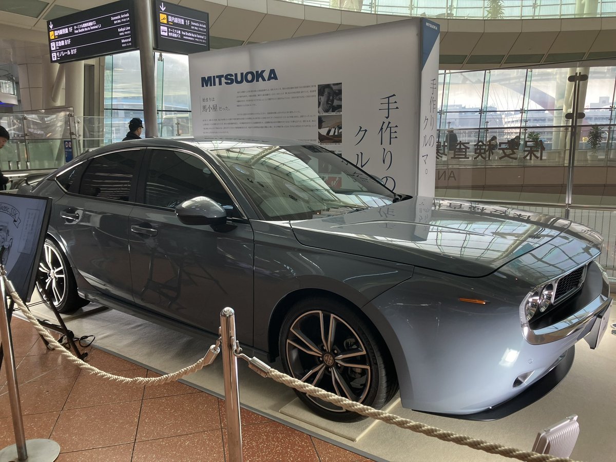 光岡のM55展示してあったけどすげぇなこの作り…シビックベースだけどリアの作り込みめっちゃ好きすぎる 