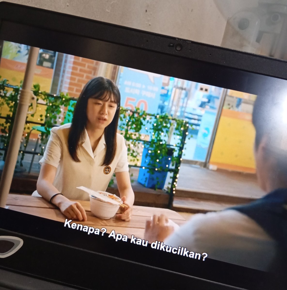 solacrush's tweet image. g pernah sebahagia ini dikucilkan