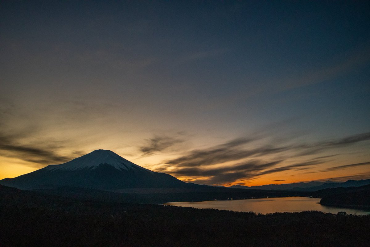 昨日は相方と年内最後のドライブで富士五湖を巡りました🚙💨富士山綺麗に見えて、ドライブコースに相方喜んでくれて良かったです～😊

今年もありがとうございました。来年も引き続きよろしくお願いいたします🙏
良いお年をお迎えください🐎