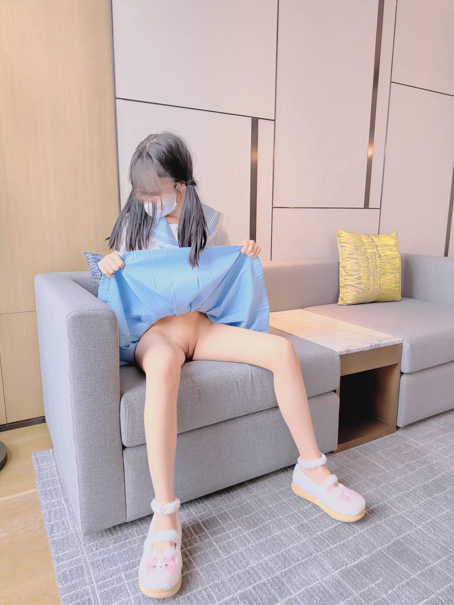 Ed6I3's tweet photo. 偷偷掀开裙子
@Xiaoxiaofoer
 
@MitsumeDoji
 
@OoniDevil

@TaoHuaBang https://t.co/nIVeC7ctgY