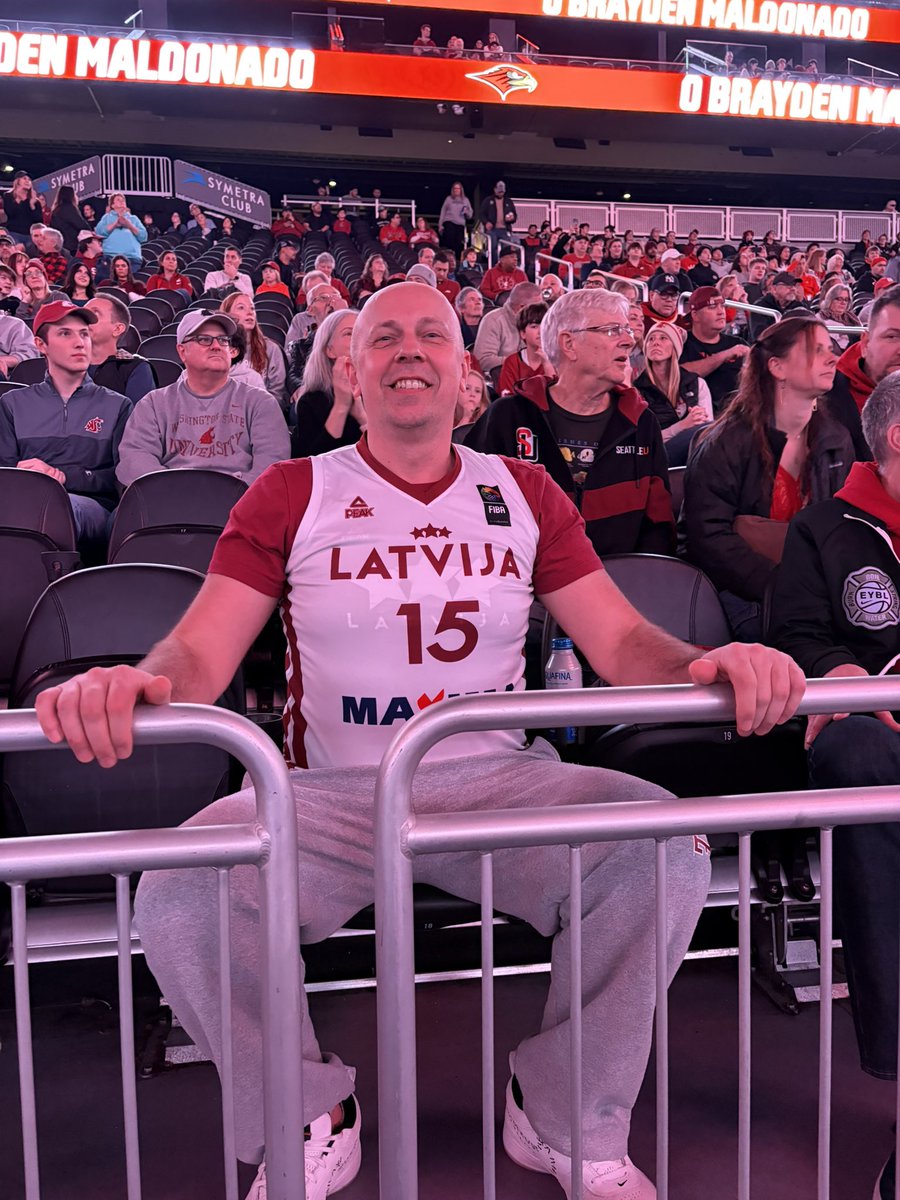 Greg Woods tweet media