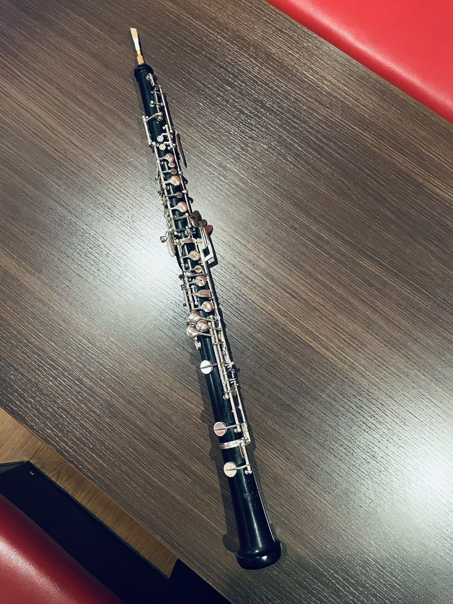 akiberlin's tweet photo. あっという間に大晦日。
今年は思い切ってオーボエを購入したり、万博に行ったり、ドイツに行ったりと、思い返すといろいろ楽しく過ごしました。
イヤなことを思い出すと、これまた長くなるから思い出さないことにします😅 https://t.co/f9n3bqlj5h