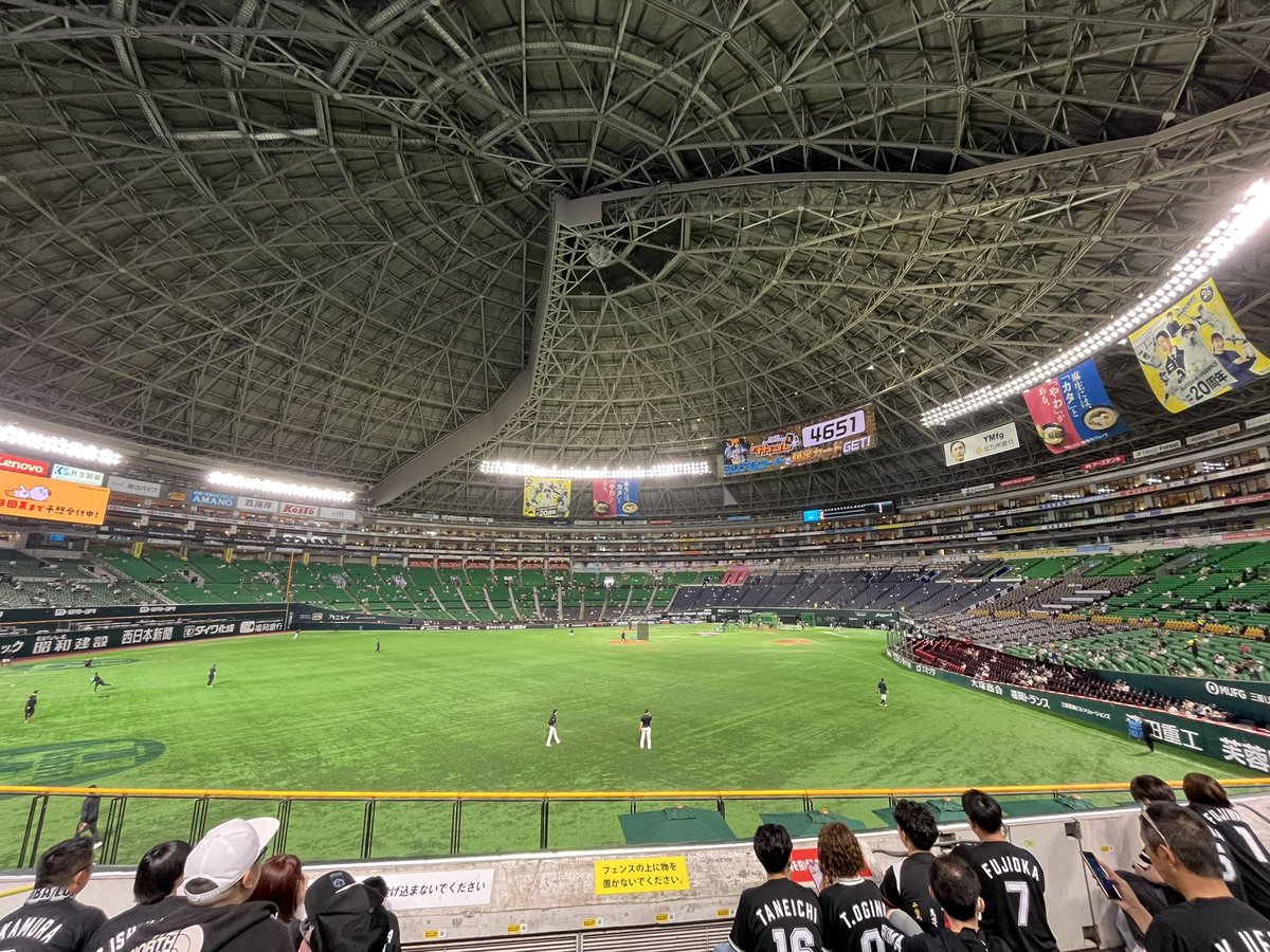 omikae's tweet photo. 長崎生活中の思い出④観劇観戦編
・劇団四季JCSと赤毛のアン観劇
・東京サンシャインボーイズ蒙古が襲来当選（ドセンター4列目）
・王位戦唐津大盤解説会に参加（終局時間により藤井王位と渡辺九段登場せず）
・球活はPayPayドームロッテ戦1回のみ（しかもひどいサヨナラ負けでホークスが勢いづく泣） https://t.co/9LRC67YD7t