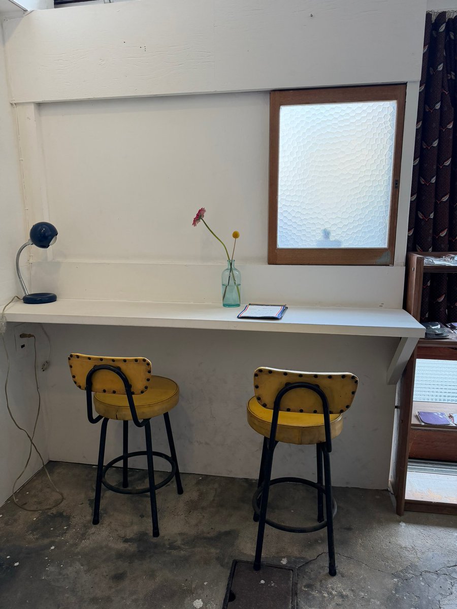 初めて行った地元のカフェ☕️曲がり。