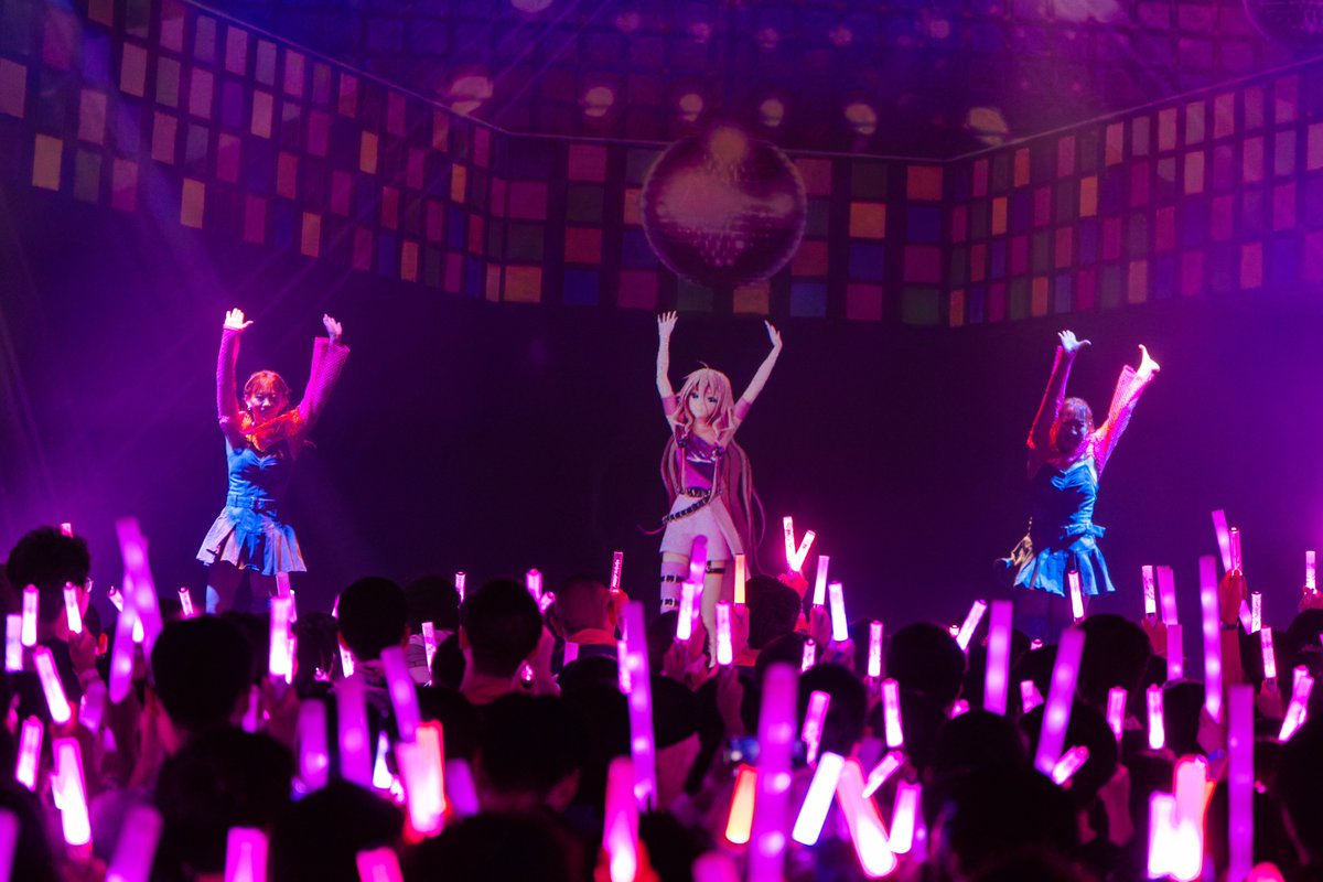 IA_Official_'s tweet photo. 今年もイアと一緒にたくさんの時間を過ごしてくれて、あ���がとう💖
みんなの想いが、声となり、歌となり、未来へと続いていきます。
どうかあたたかな年末を✨
またすぐにお会いましょう🍀💖🌈

Thank you for sharing another year with IA. 💖
Your feelings became sound, breath, and song.
Wishing you a warm and gentle year’s end. ✨
See you in the next voice. 🍀💖🌈

#IA