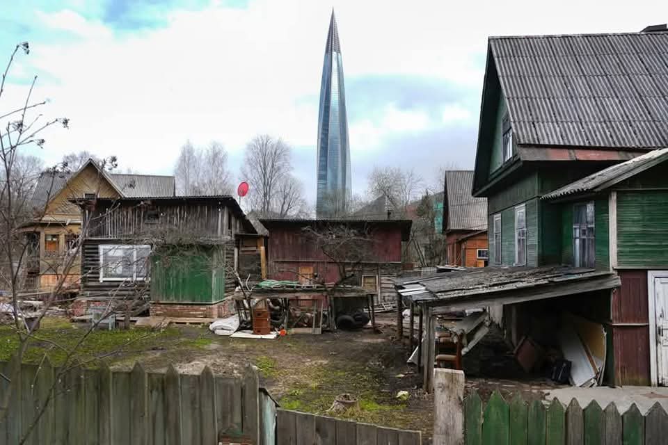 Michael A. Arouet tweet media