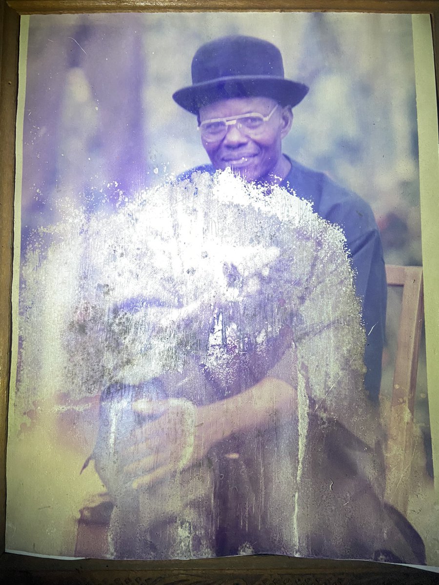 sheriff_ida's tweet photo. @tusiimeedwin240 @MasaabaRhodin Please help to renew this picture of my Late Father. Thank You. https://t.co/CBxfYd62ro