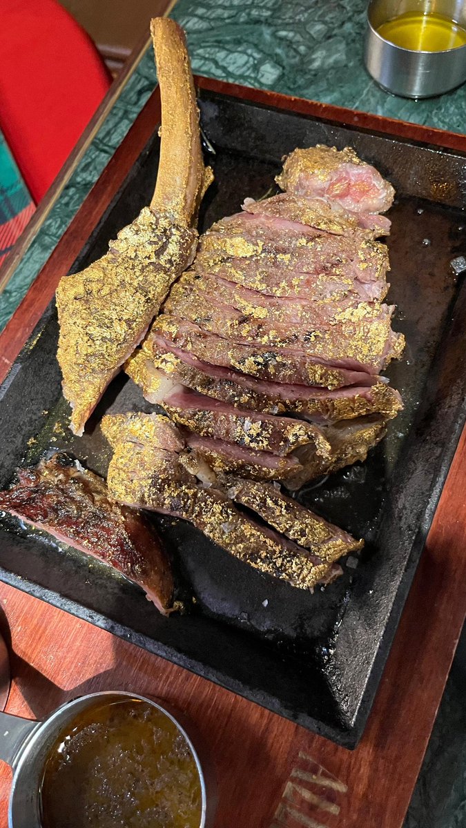 Makan enak dulu guy's 😋