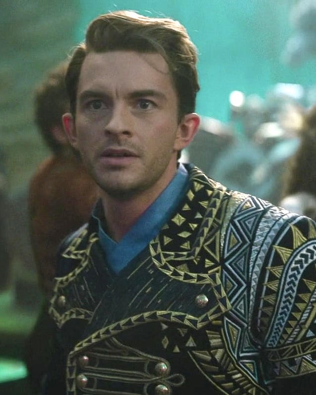 jbaileydaily's tweet photo. same actor and same TIME btw https://t.co/sSf01DwvDv