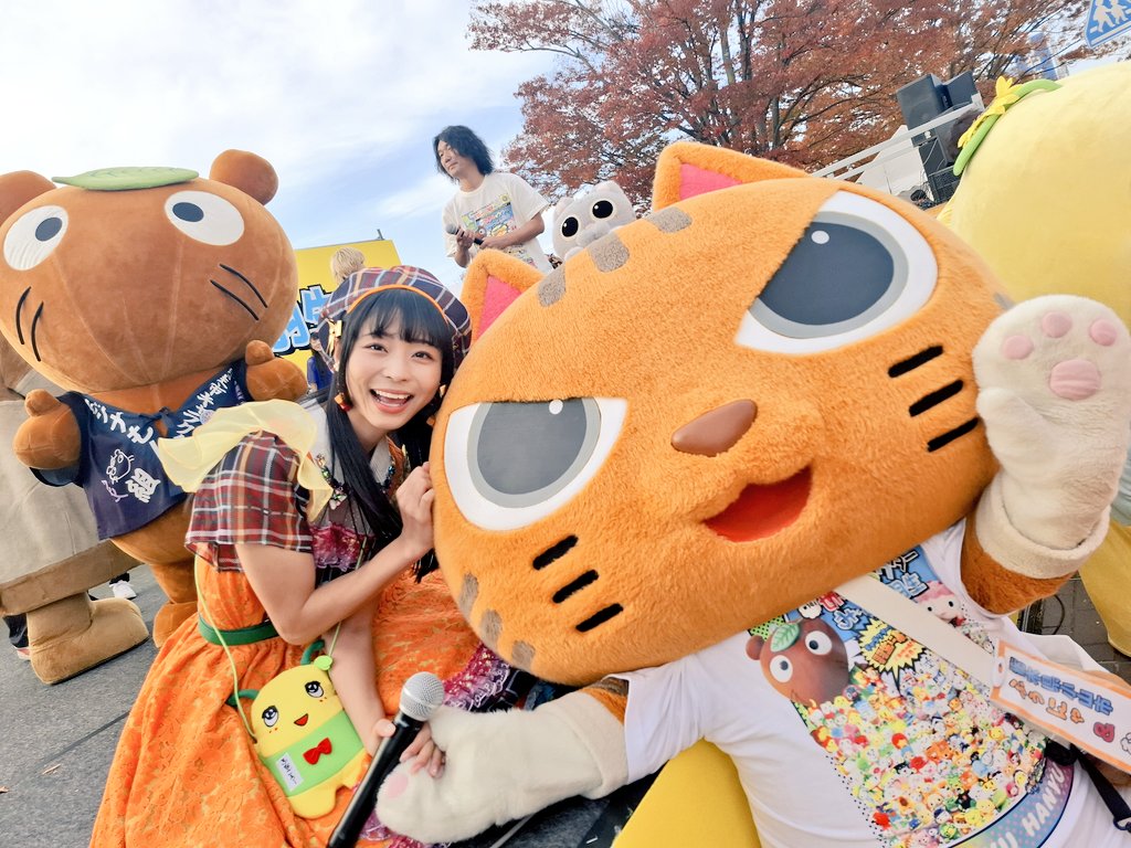 ゆっふぃーさん💕 今年もたくさんお世話になりましたにゃ💛 ステキなお