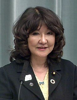片山さつき財務大臣
【生活保護の不正受給廃止へ】

やったれ！
さつき！