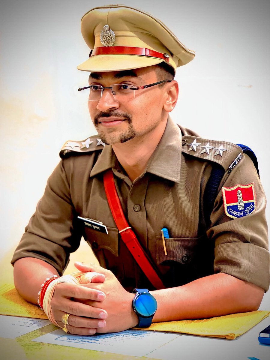 RPS रितेश पटेल गिरफ्तार..महेश नगर थाना पुलिस ने किया गिरफ्तार, धमकाने के मामले में दर्ज मुकदमे की कार्रवाई, APO चल रहे थे रितेश पटेल। <a href="/PoliceRajasthan/">Rajasthan Police</a> <a href="/8PMnoCM/">राजस्थानी ट्वीट</a>