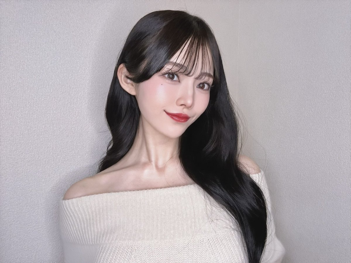津田彩花 tweet media