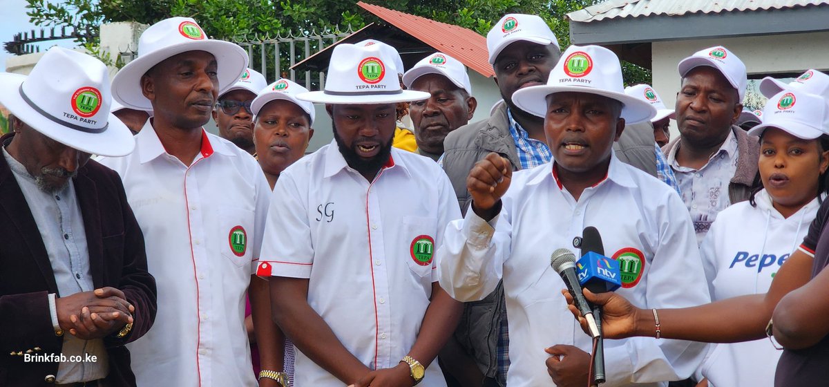 TepaKenya's tweet photo. Yesterday, the TEPA PARTY welcomed new members from the DEP-BUS political party, affirming its position as the party that listens to the people and upholds the nation's political revolution. These are established national leaders of the party 

#BoreshaUchumi
#MbeleIkoSawa https://t.co/wRtIVTrc3j